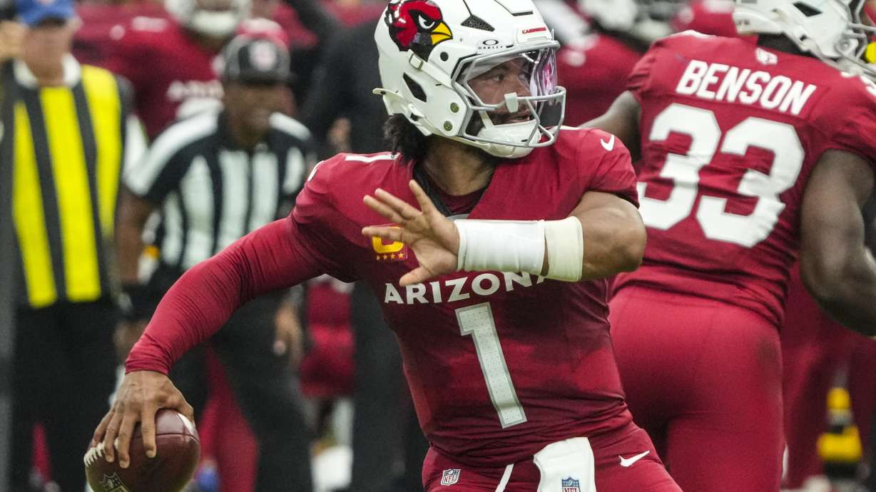 Arizona Cardinals quarterback Kyler Murray (1) works in the pocket against the Los Angeles Rams during the first half of an NFL football game, Sunday, Sept. 15, 2024, in Glendale, Ariz.