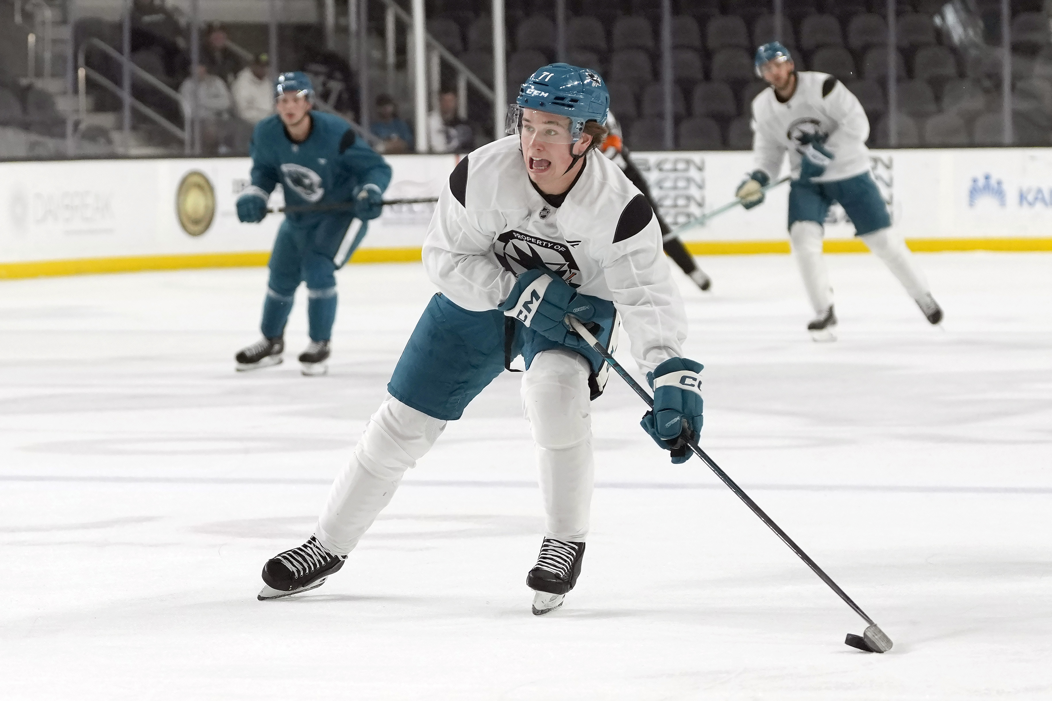 Celebrini makes his practice debut for the Sharks, while Couture waits to get back on the ice