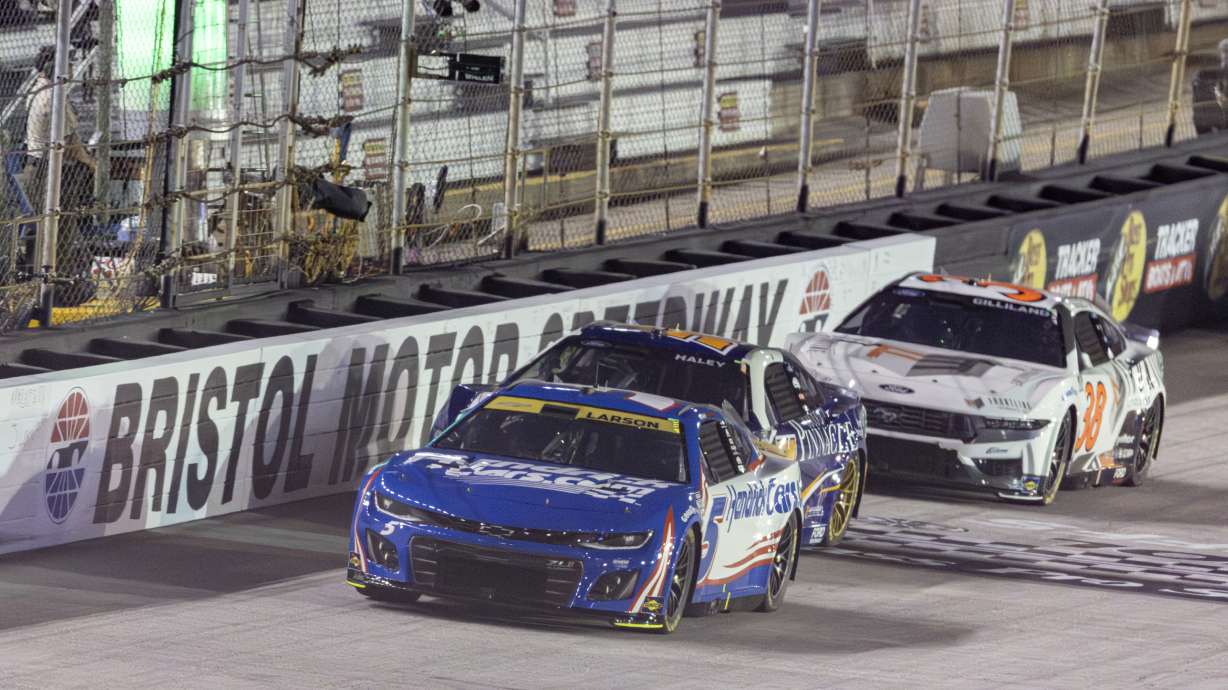 Kyle Larson (5) leads Justin Haley (51) and Todd Gilliland (38) during a NASCAR Cup Series auto race, Saturday, Sept. 21, 2024, in Bristol, Tenn.