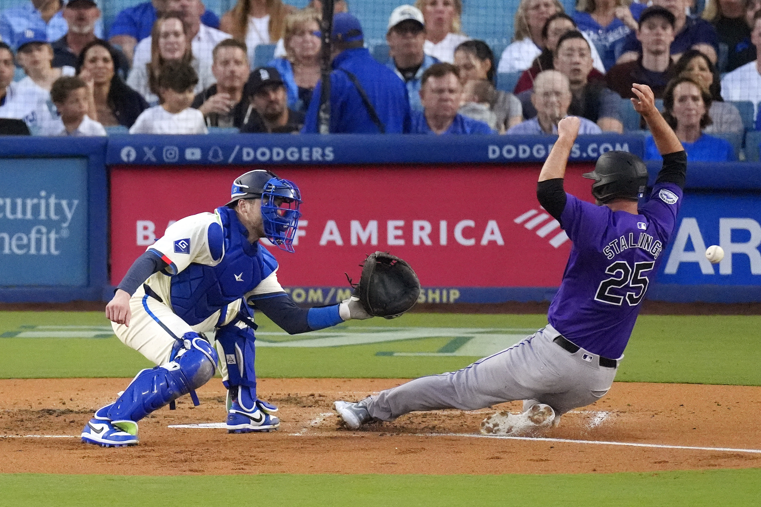 McMahon's tiebreaking homer lifts last-place Rockies over NL West-leading Dodgers 6-3