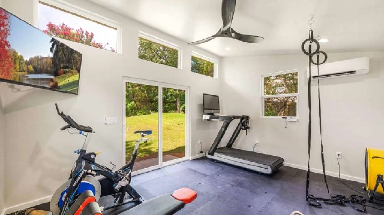 Utah's growing trend: Backyard offices, gyms and golf simulators