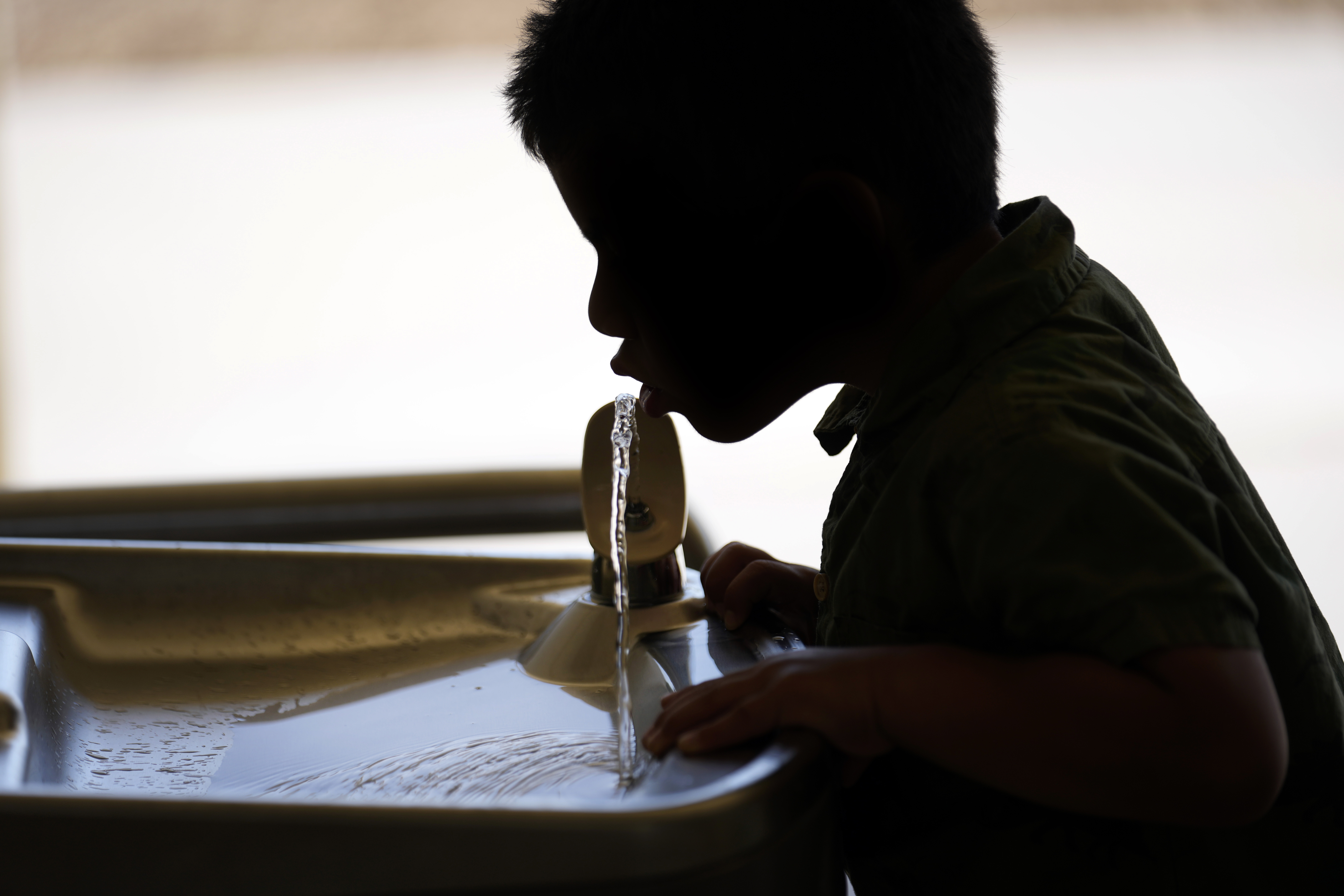 A federal judge has ordered the U.S. Environmental Protection Agency to further regulate fluoride in drinking water because high levels could pose a risk to the intellectual development of children. 