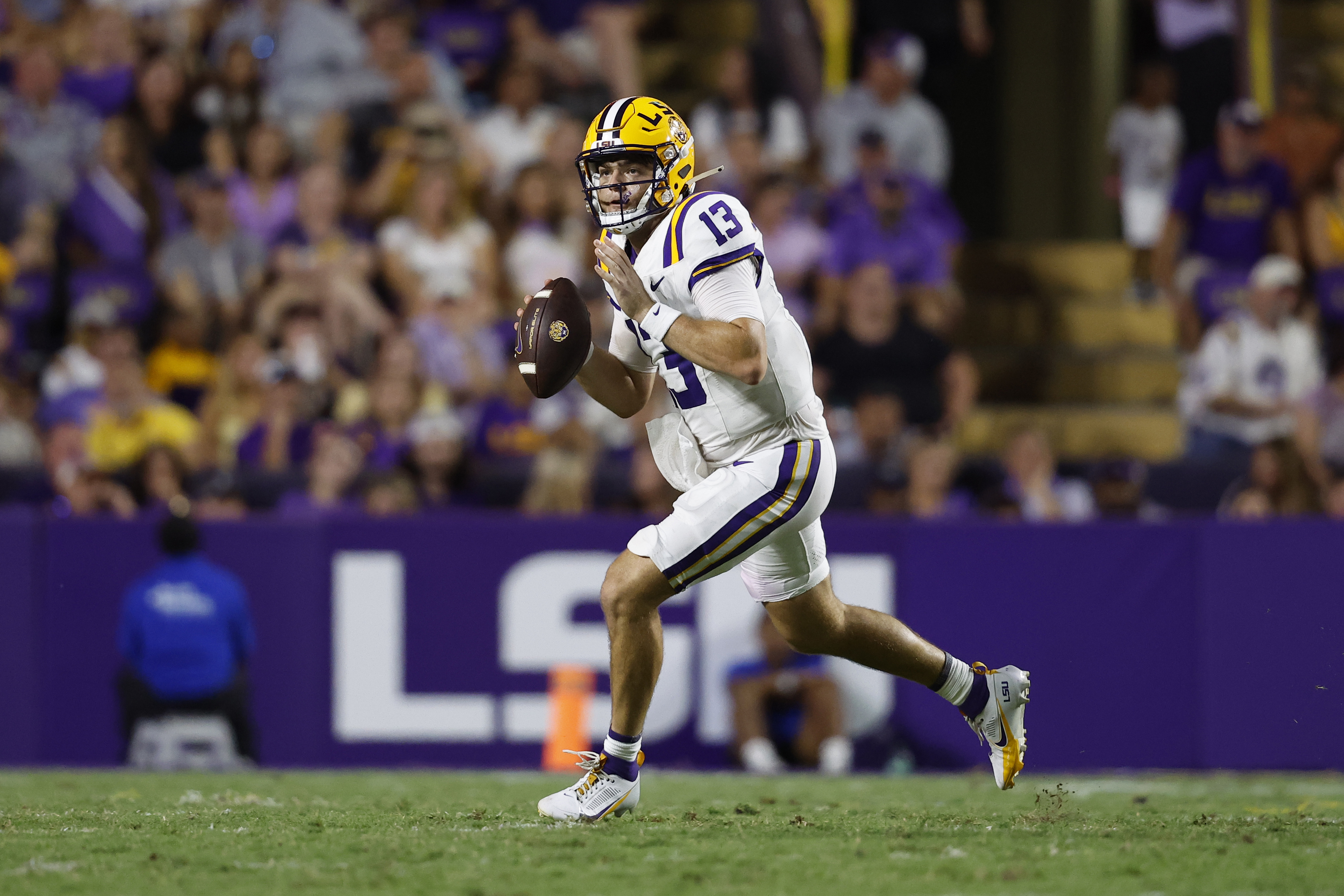 Nussmeier, Durham lead big-play offense for No. 14 LSU in 42-10 win over South Alabama