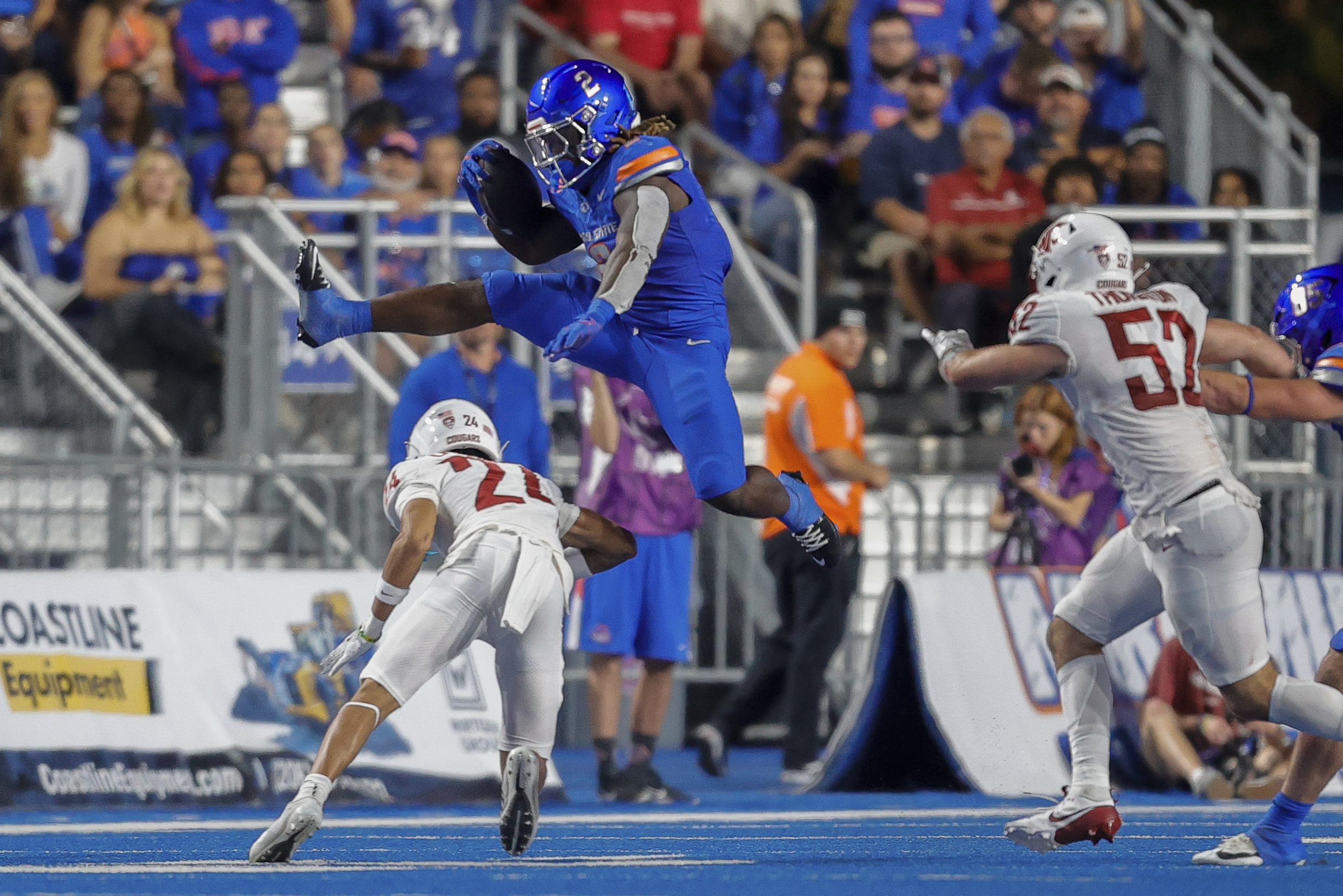 Ashton Jeanty runs for 259 yards and 4 TDs, No. 25 Boise State beats Washington State 45-24