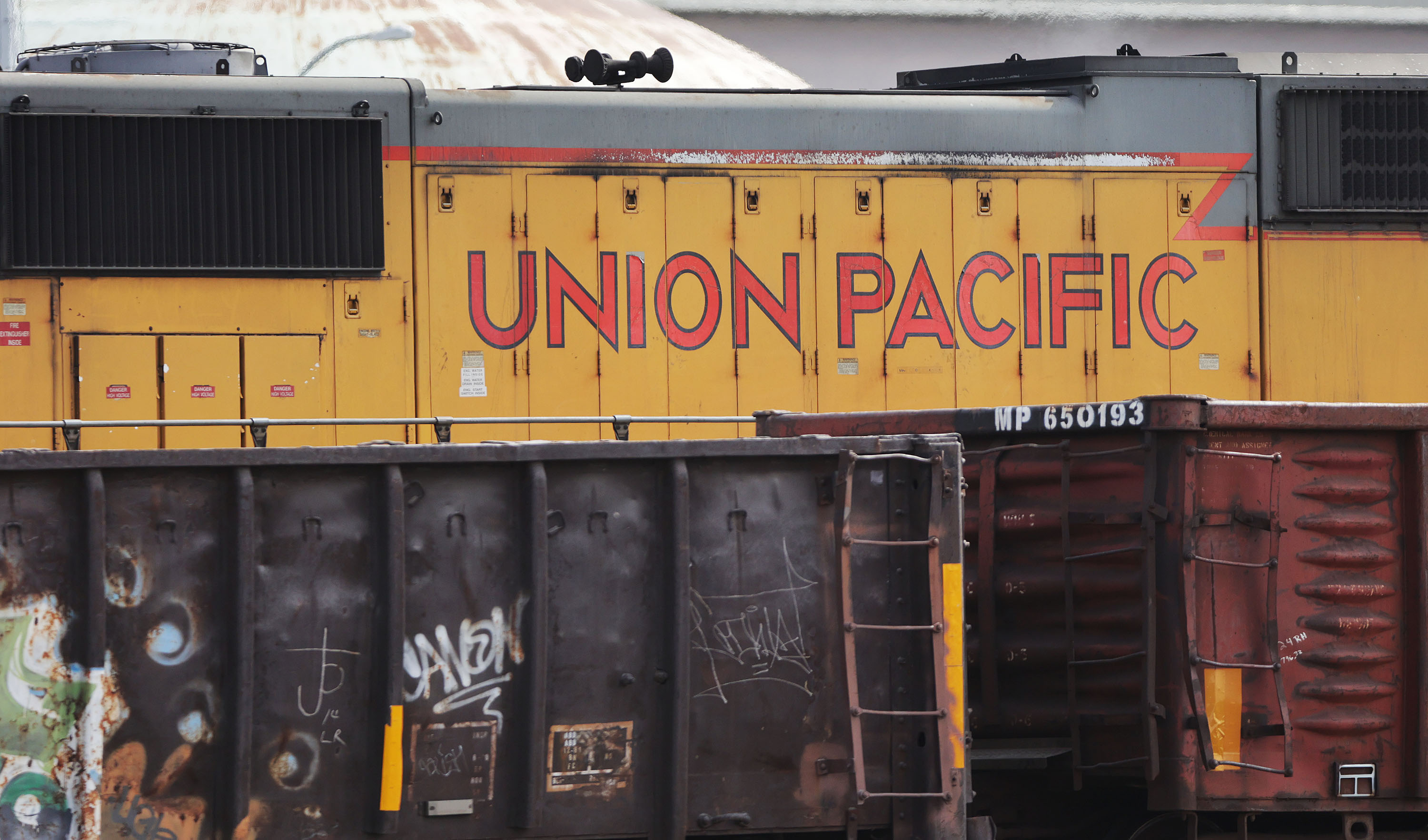 Cyclist hospitalized after colliding with Union Pacific train in Salt Lake City