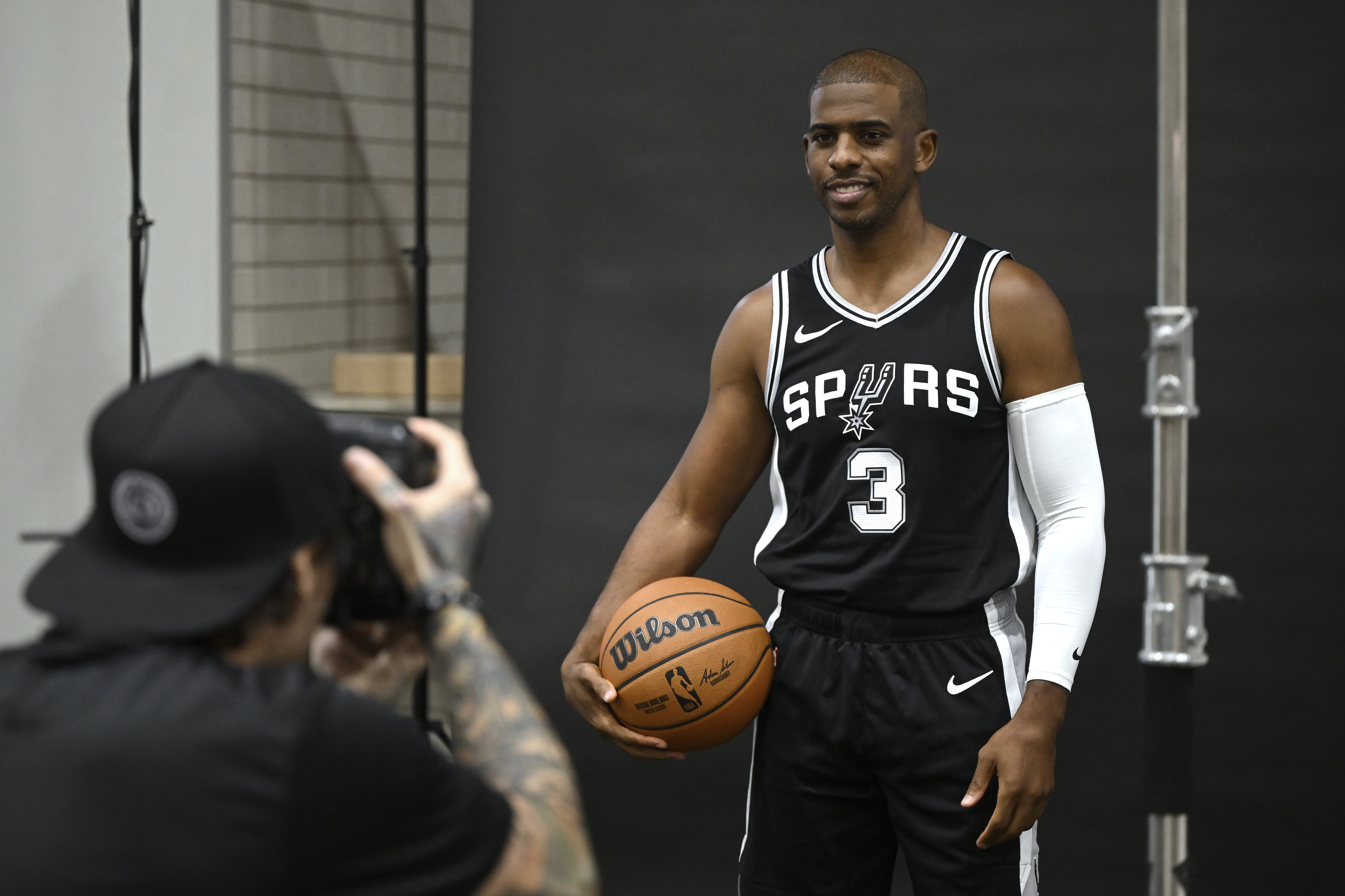 San Antonio Spurs guard Chris Paul (3) poses during the NBA basketball team's media day, Monday, Sept. 30, 2024, in San Antonio. 