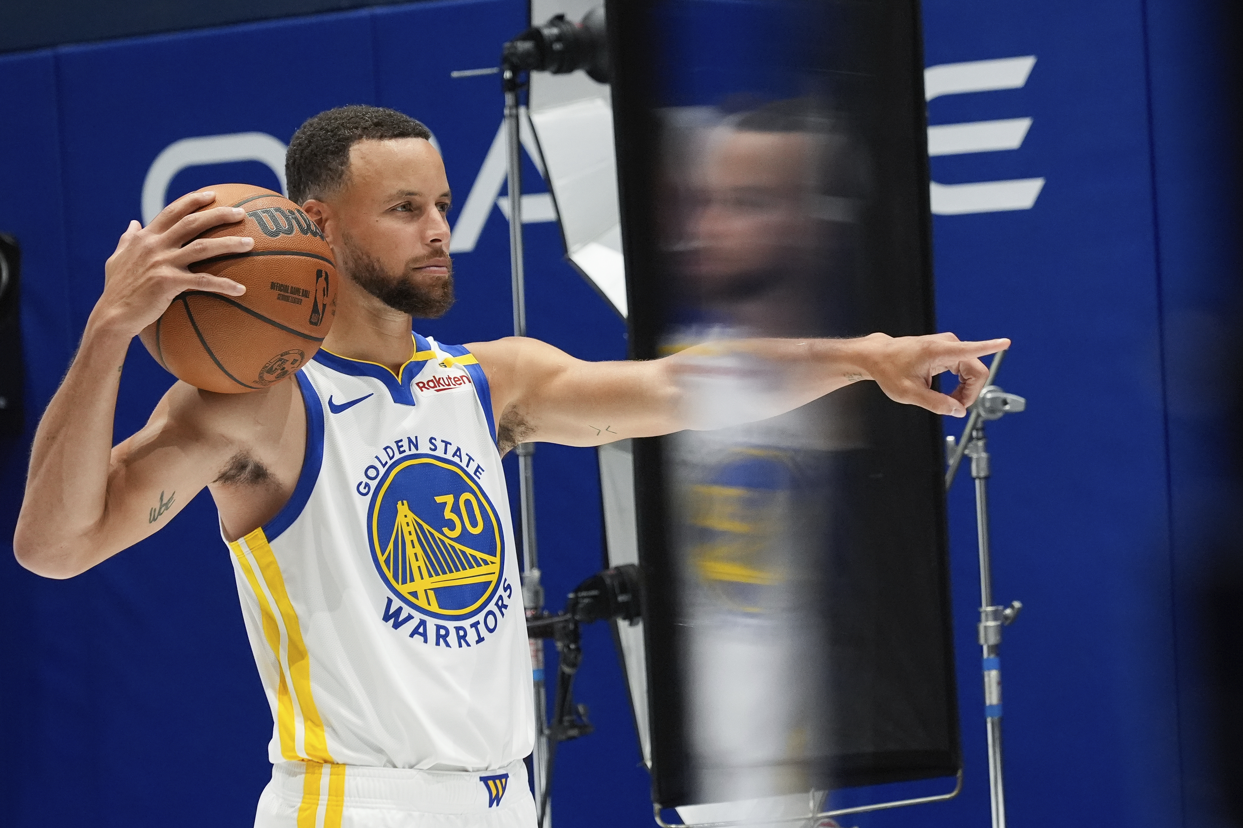Golden State Warriors' Stephen Curry poses for a photo during the NBA basketball team's media day Monday, Sept. 30, 2024, in San Francisco.