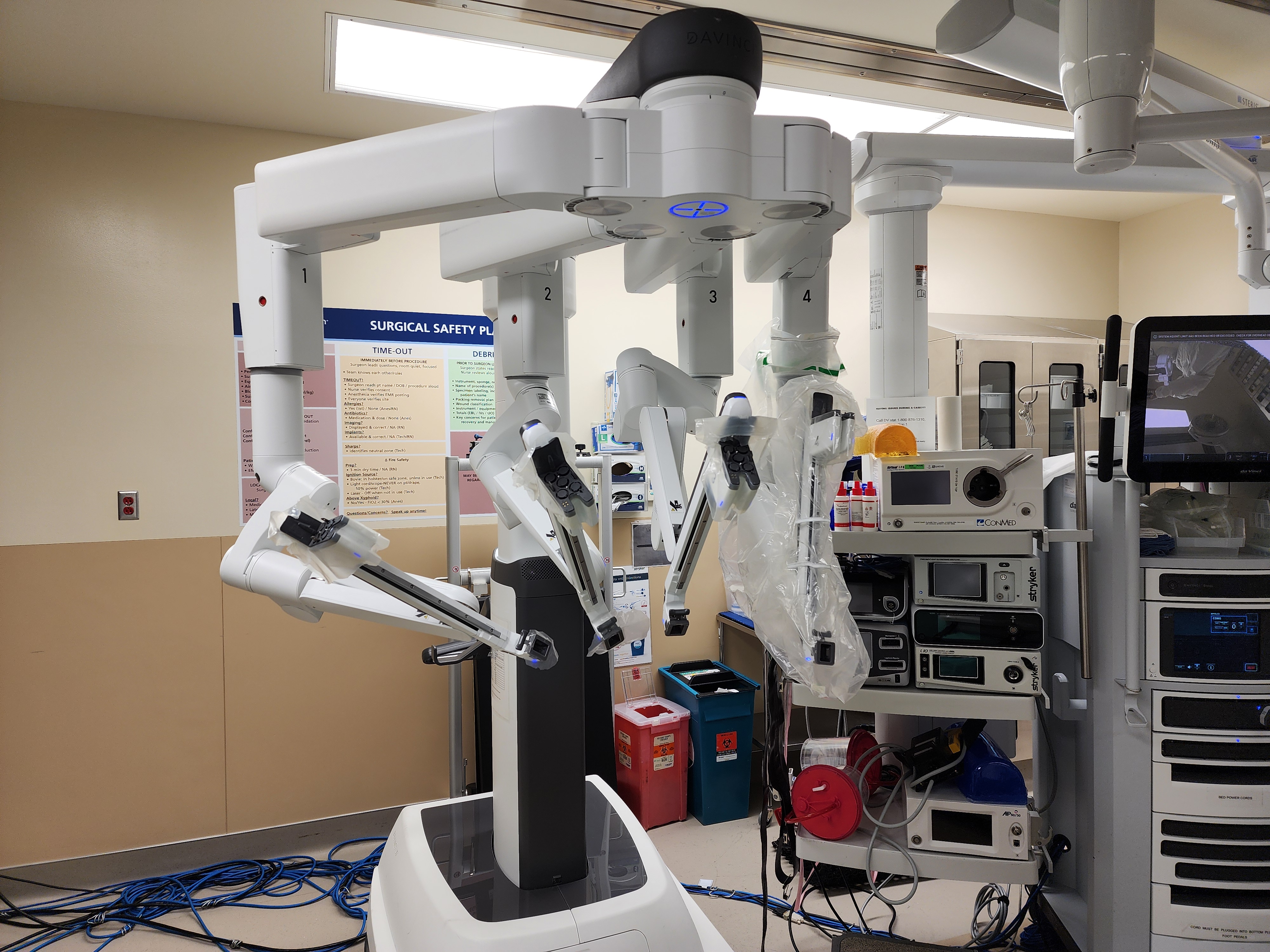 The da Vinci robotic arms in the operating room at Intermountain Healthcare's Utah Valley Hospital.
