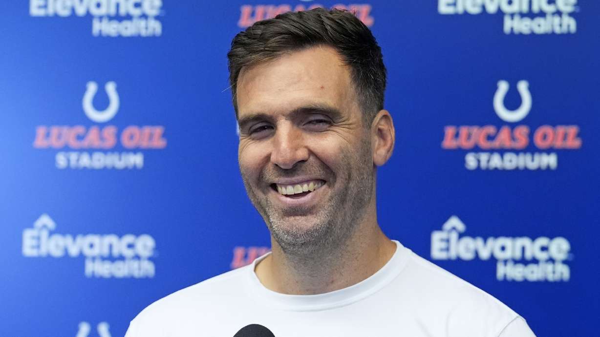 Indianapolis Colts quarterback Joe Flacco meets with reporters following an NFL football game against the Pittsburgh Steelers, Sunday, Sept. 29, 2024, in Indianapolis.