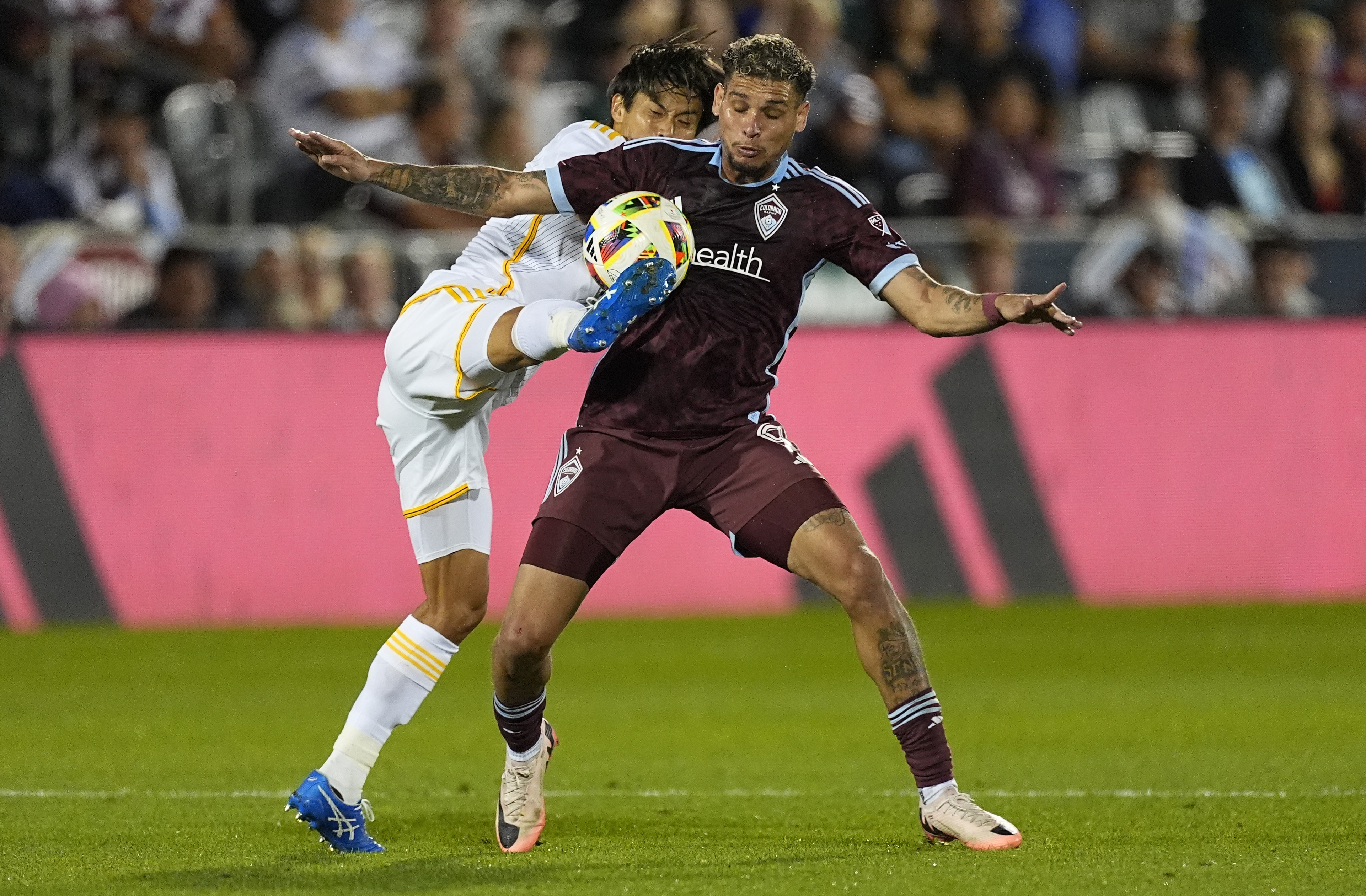 Gabriel Pec, Riqui Puig spark Galaxy to 3-1 victory over Rapids