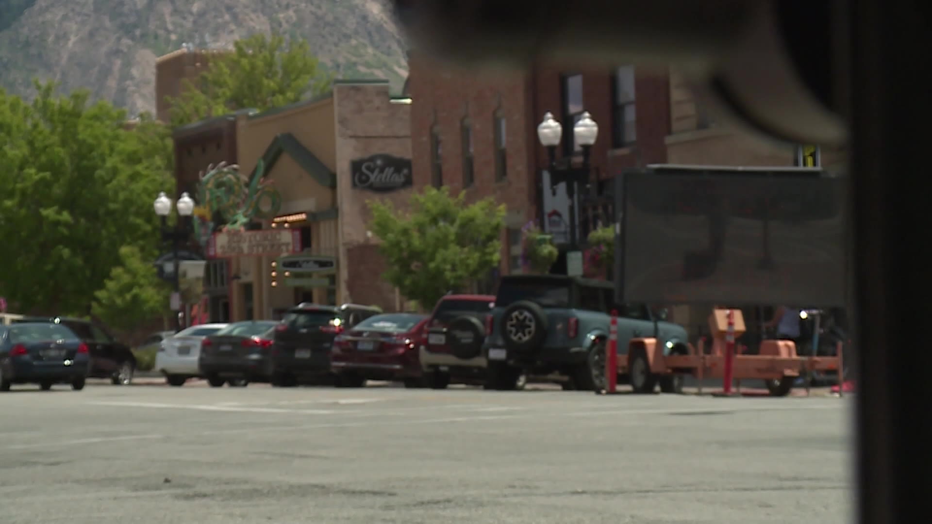 Ogden mayor stops downtown paid parking program for now, apologizes to community