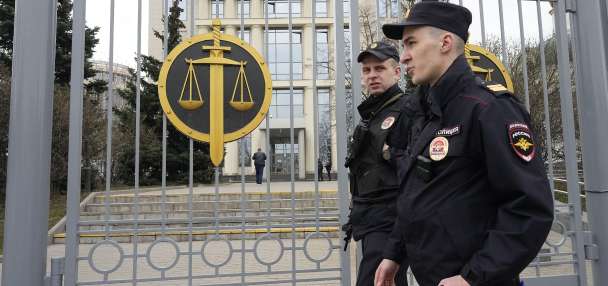 Russian prosecutors seek 7-year sentence for US man accused of fighting for Ukraine