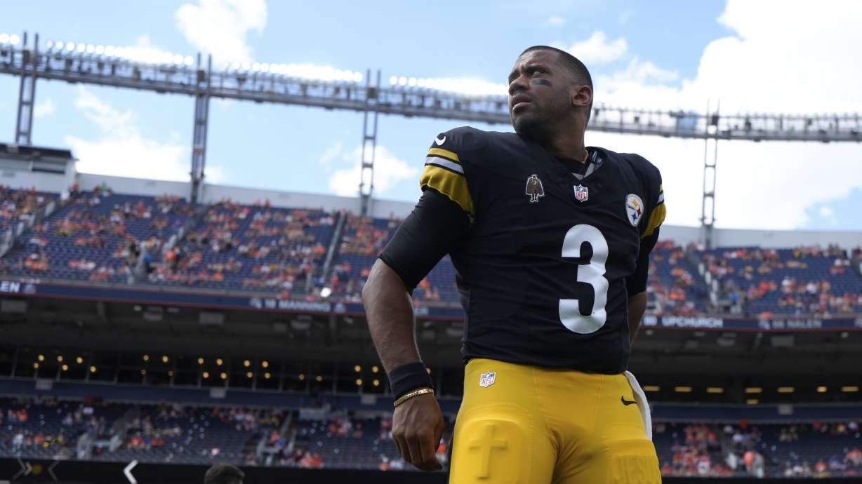 Pittsburgh Steelers quarterback Russell Wilson (3) warms up before an NFL football game against the Denver Broncos, Sunday, Sept. 15, 2024, in Denver.