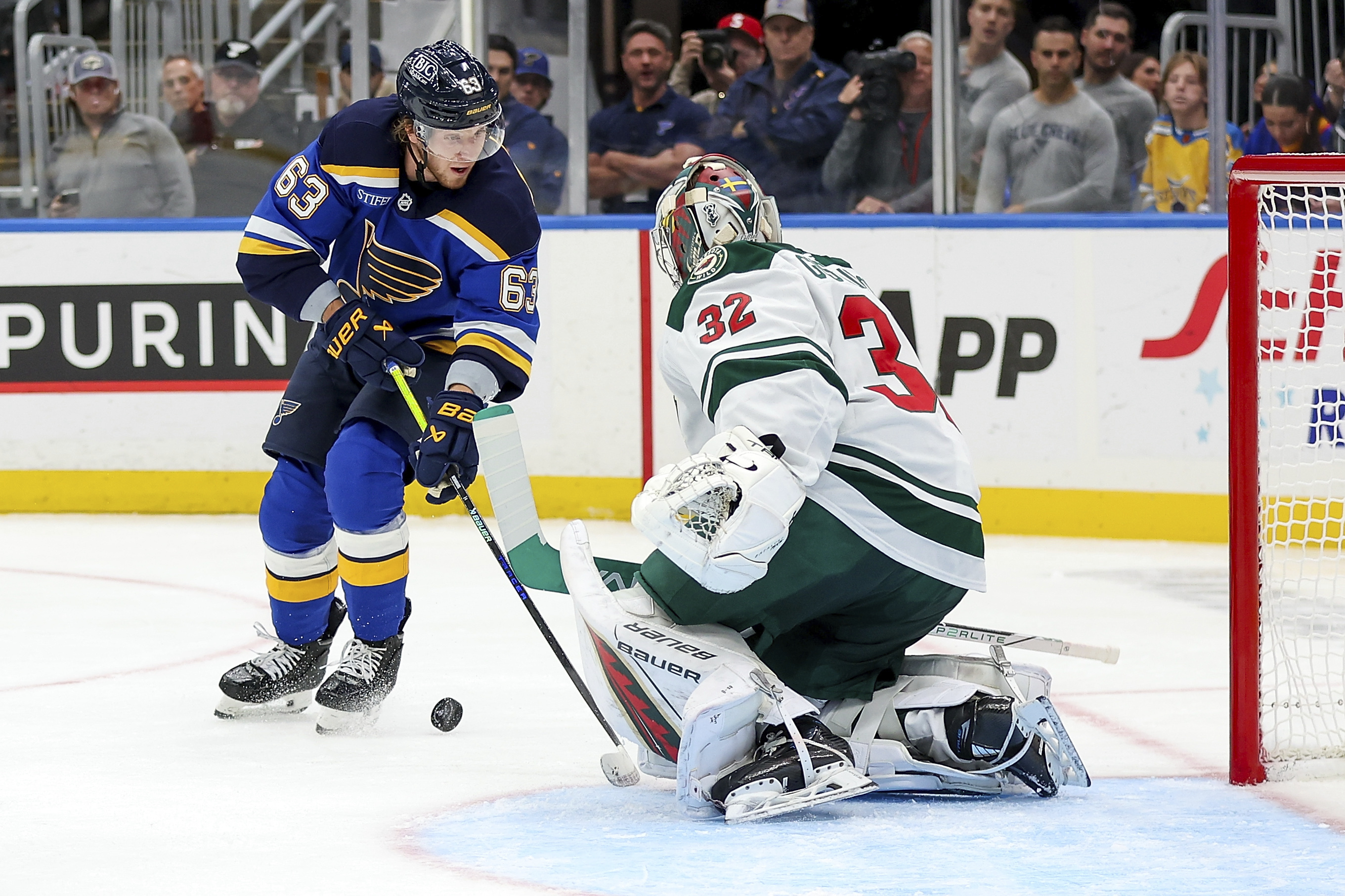 Filip Gustavsson scores on the power play, becoming the first Wild goalie to score