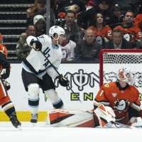 Anaheim's Dostal shines in Ducks' 4-1 win over Mammoth