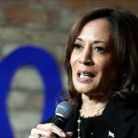 Poll: Harris holds narrow lead over Trump, even as most US voters say country is on wrong track