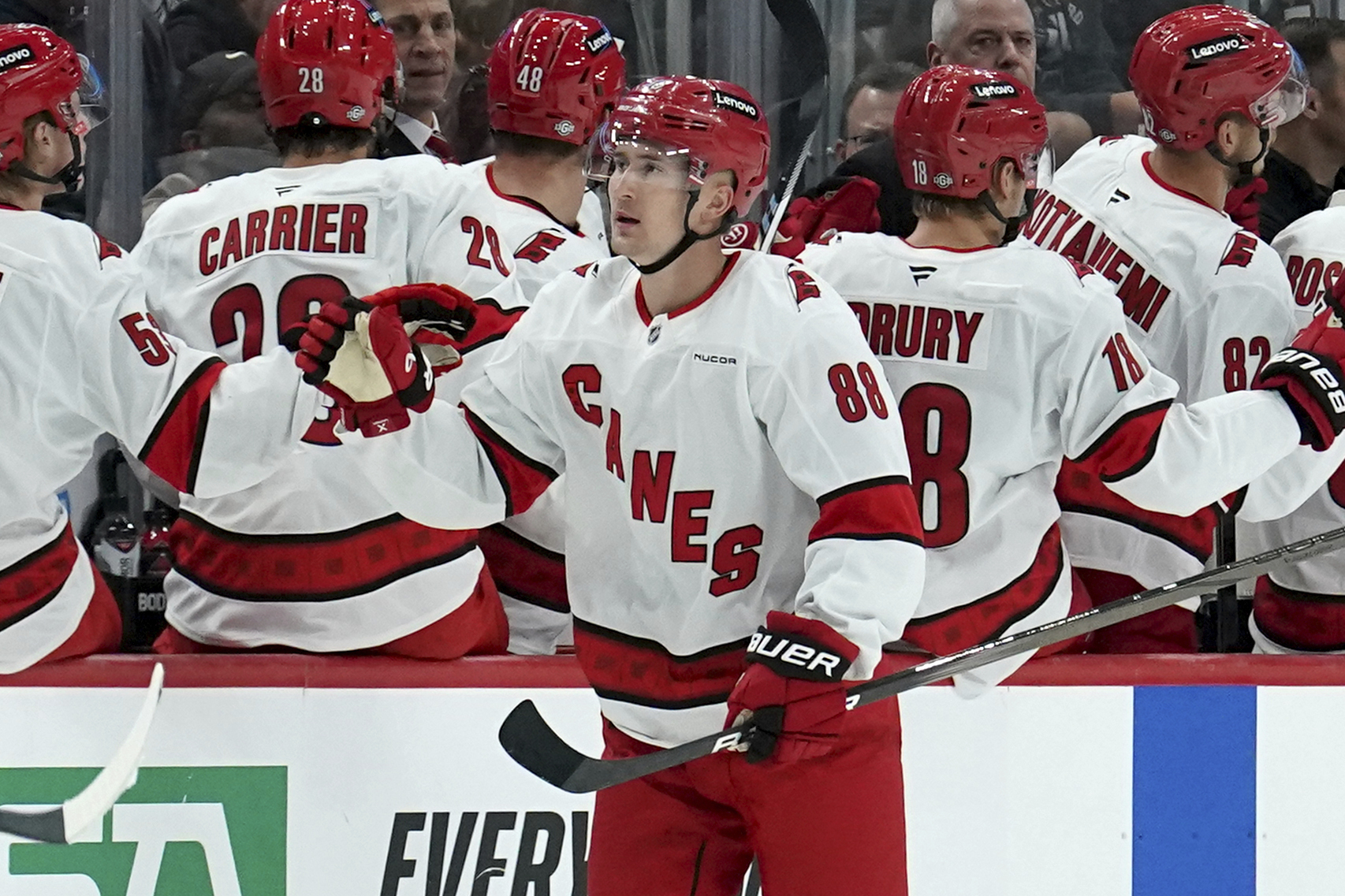 Martin Necas has goal and assist as Hurricanes cruise to 4-1 win over Penguins