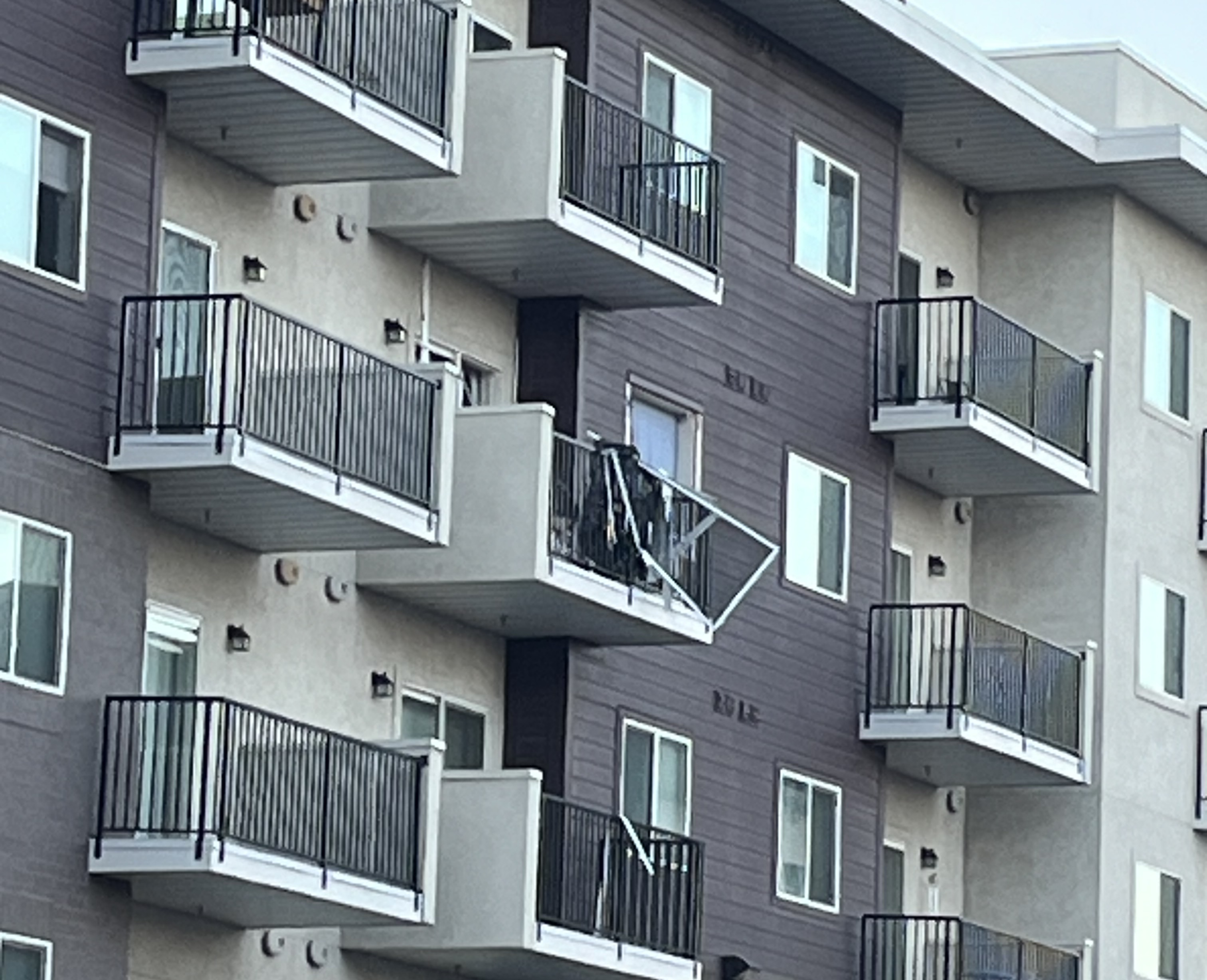 'Suspicious' explosion forces evacuation of 90 families from Lehi apartment building