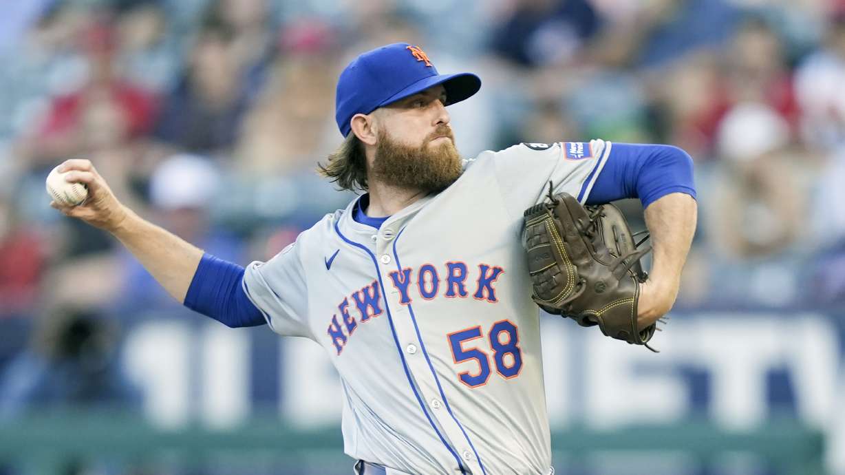 FILE - New York Mets starting pitcher Paul Blackburn throws during the first inning of a baseball game against the Los Angeles Angels, Friday, Aug. 2, 2024, in Anaheim, Calif.