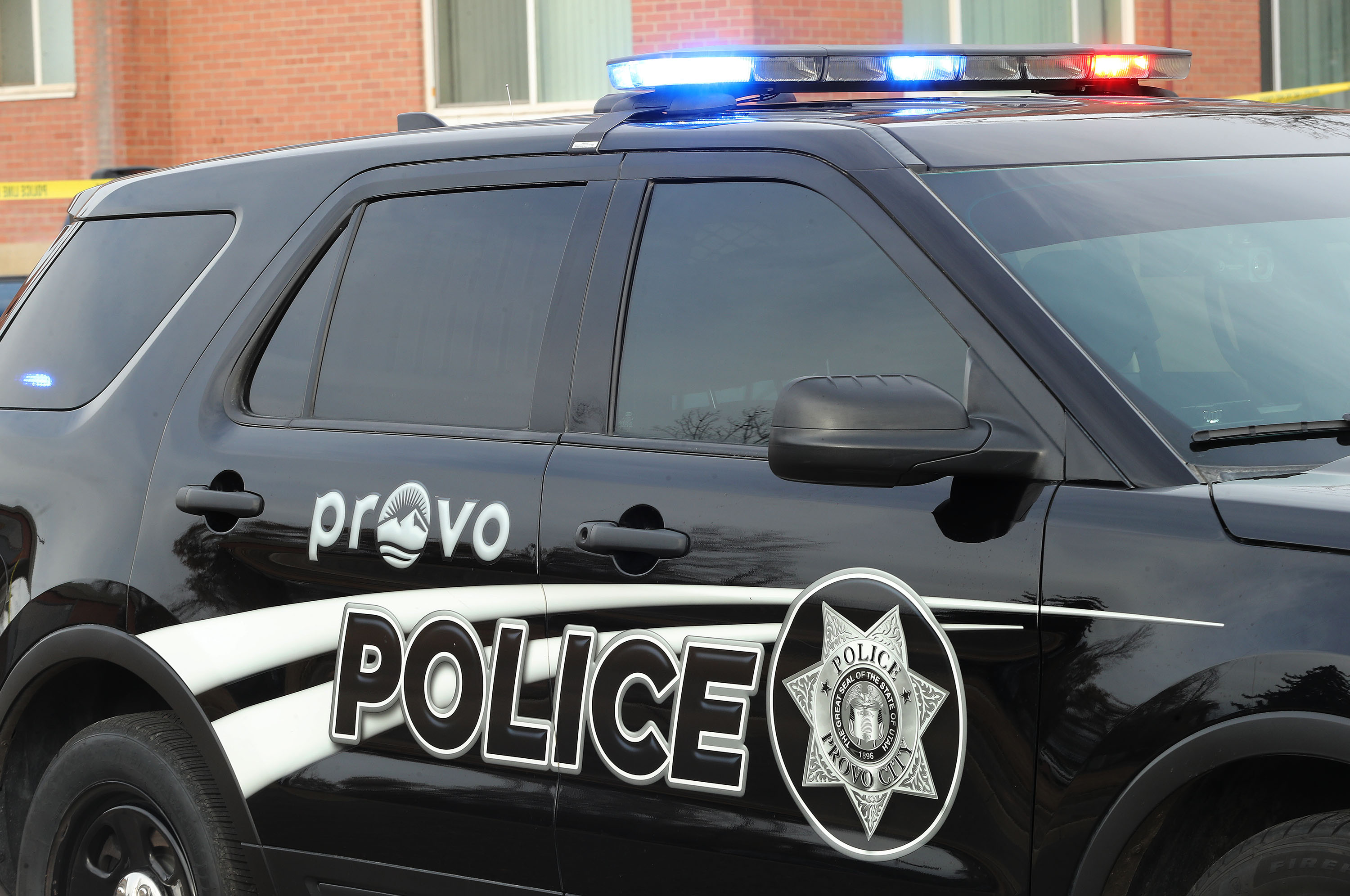 3 injured, 1 seriously, in Provo crash