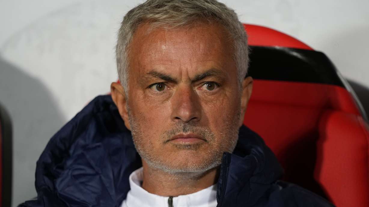 Fenerbahce's head coach Jose Mourinho watches before the Europa League opening phase soccer match between Twente and Fenerbahce in Enschede, Netherlands, Thursday, Oct. 3, 2024.