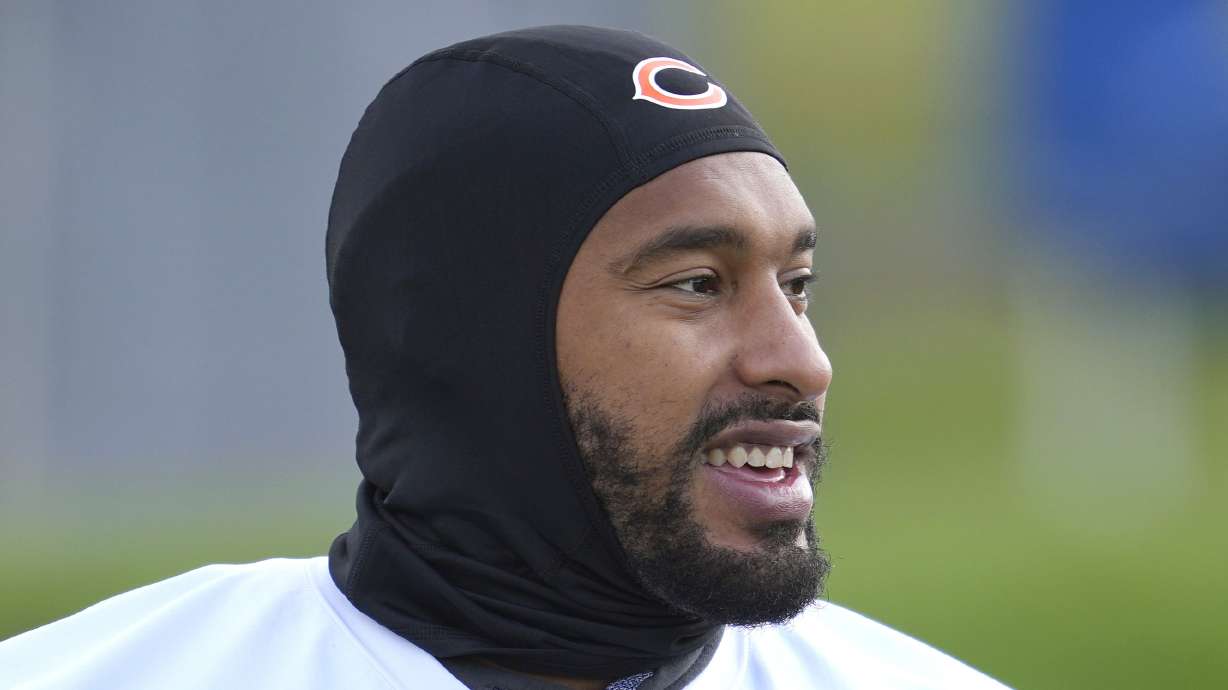Chicago Bears defensive end Montez Sweat (98), participates in a NFL football training session in Ware, England, Friday, Oct. 11, 2024, ahead of the game against the Jacksonville Jaguars at the Tottenham Hotspur stadium on Sunday.