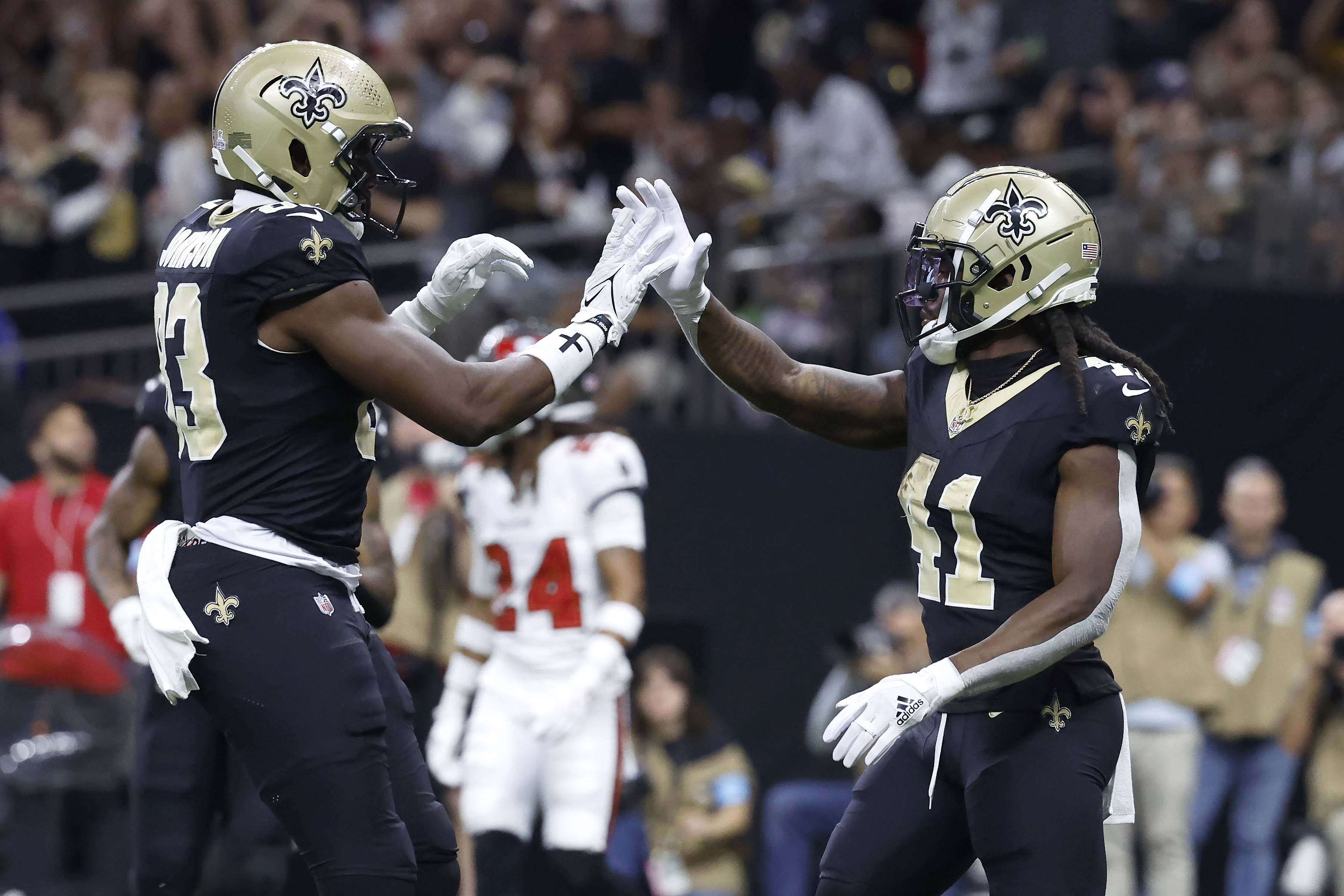 Saints visit Chargers with both teams trying to recapture early season success