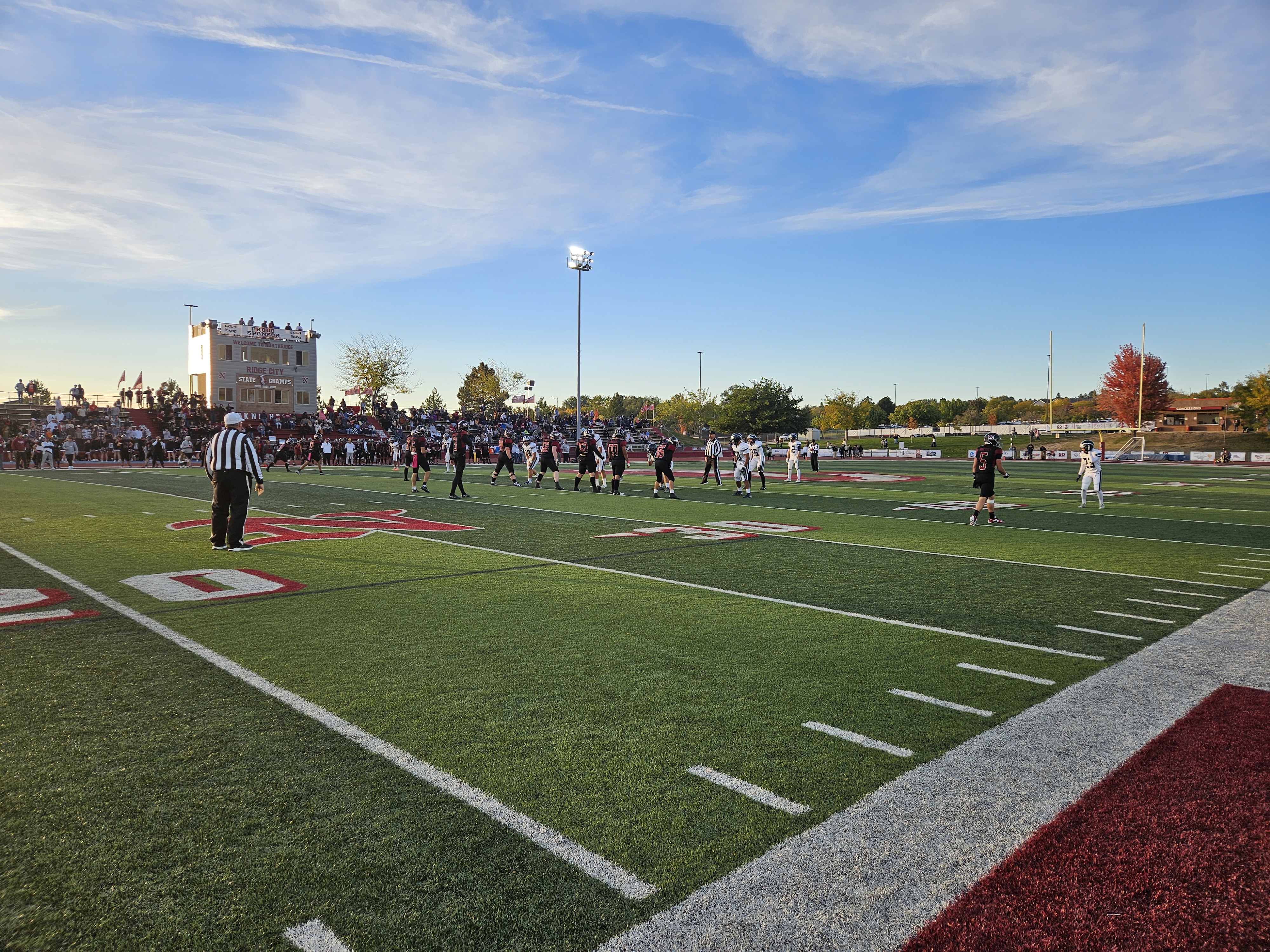 Tre Nye accounts for 4 TDs, Northridge wins 1st home playoff game since 2012