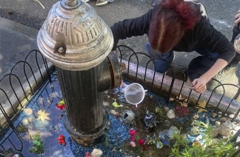 Residents angered after city takes down guerrilla goldfish aquarium under leaky fire hydrant 