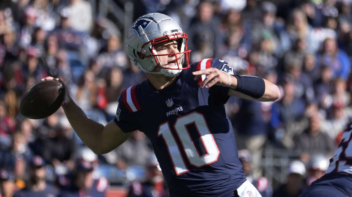 New England Patriots quarterback Drake Maye passes the ball in the first half of an NFL football game against the New York Jets, Sunday, Oct. 27, 2024, in Foxborough, Mass.