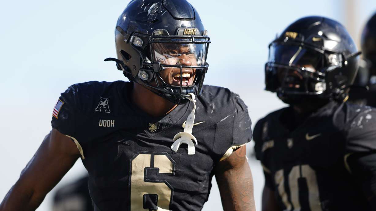 Army running back Kanye Udoh (6) celebrates his touchdown against the Air Force during the second half an NCAA college football game on Saturday, Nov. 2, 2024, in West Point, N.Y.