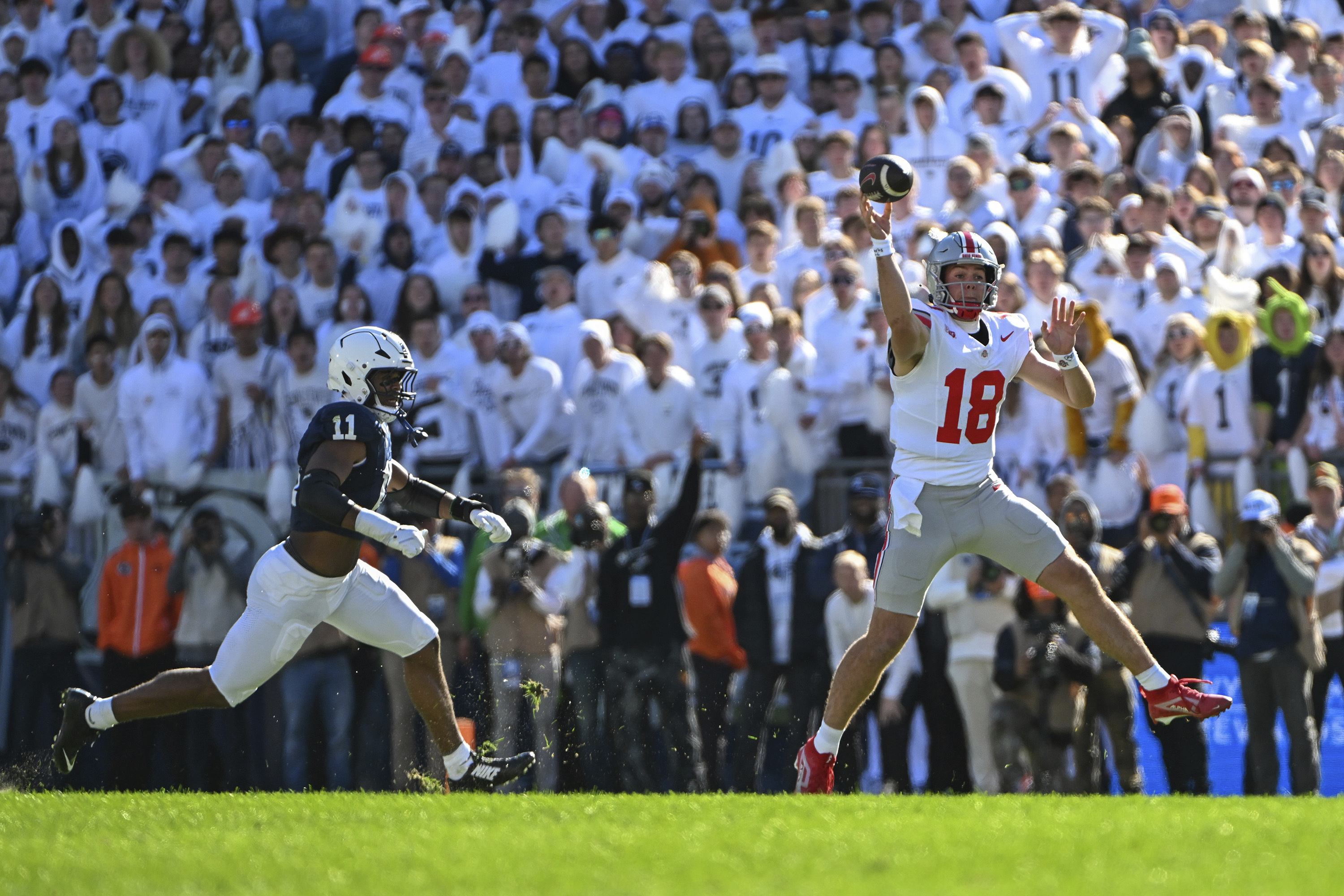 No. 3 Ohio State will try to keep up the momentum as 1-7 Purdue visits the Horseshoe