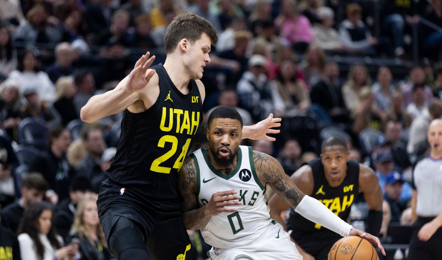 Jazz fall to Bucks 123-100 as Milwaukee takes over with dominant 3rd quarter