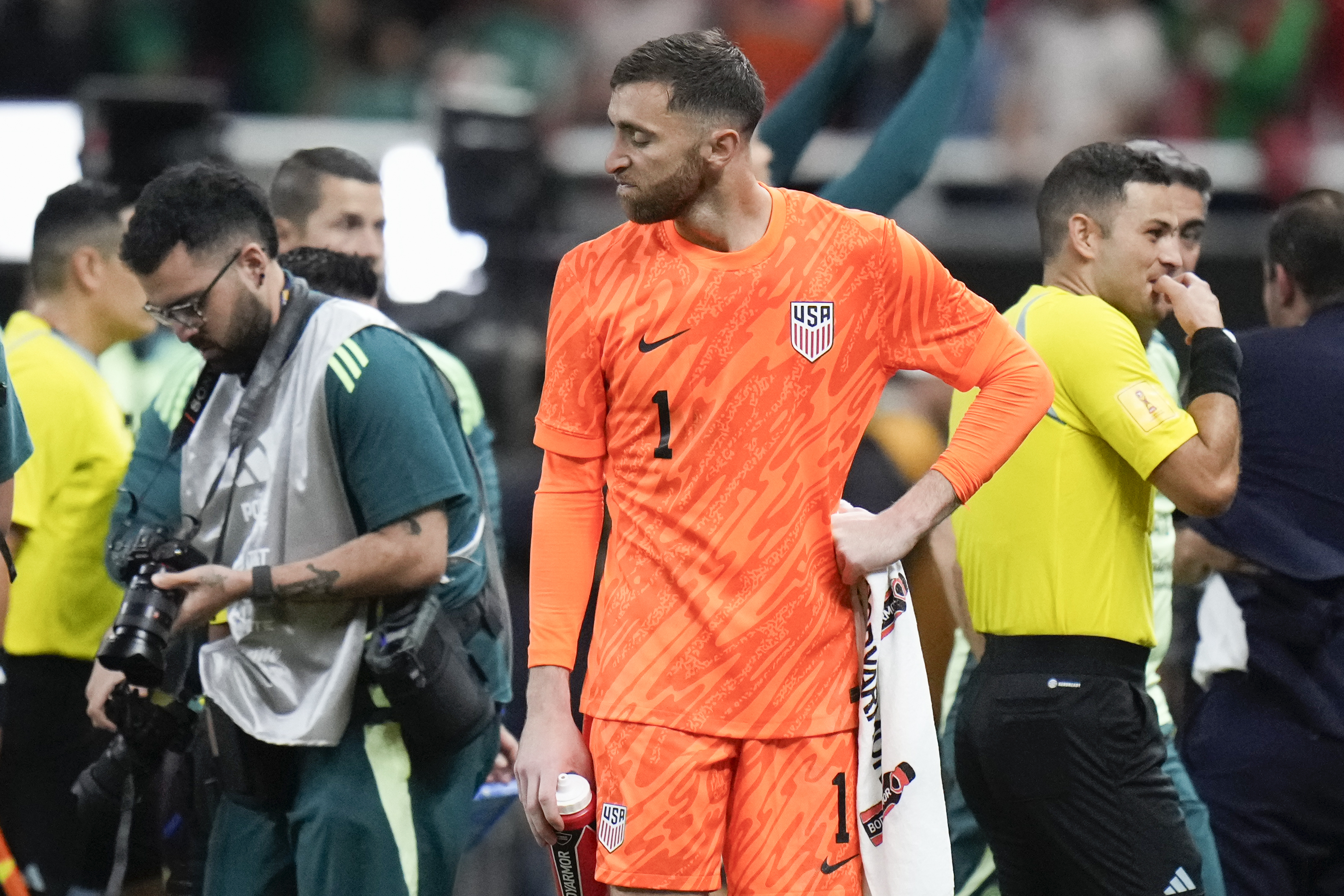 The United States' goalkeeper Matt Turner leaves the pitch after an international friendly soccer match against Mexico at Akron Stadium in Guadalajara, Mexico, Tuesday, Oct. 15, 2024. Mexico won 2-0.