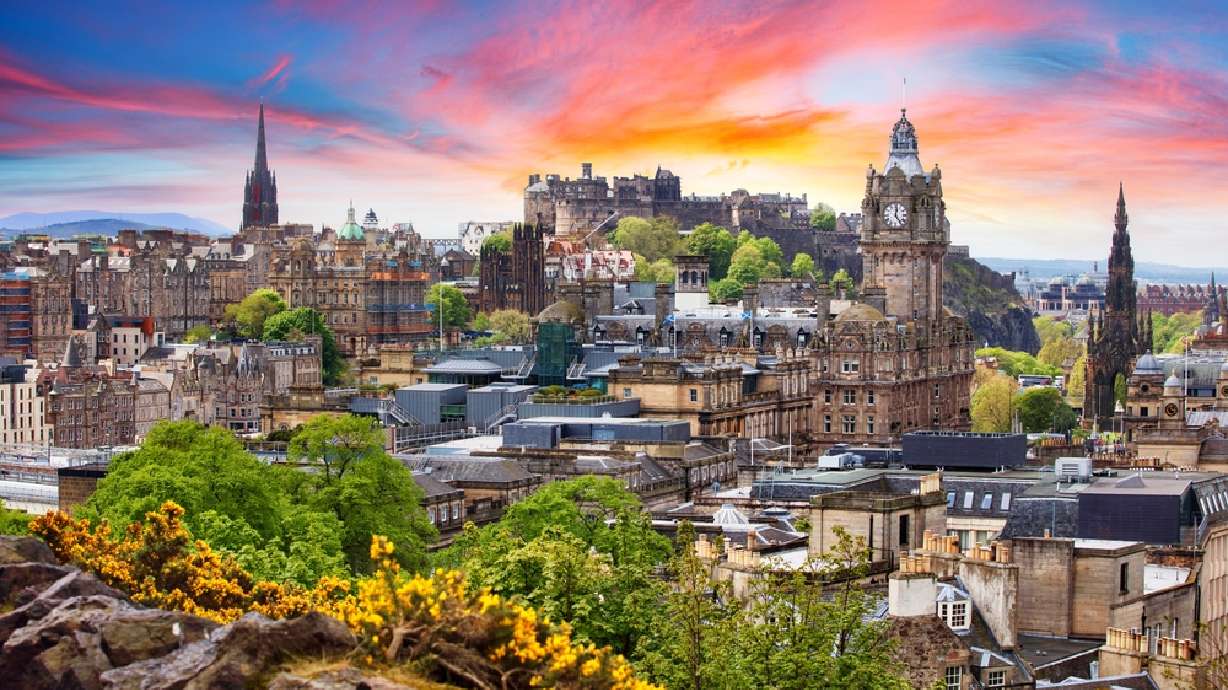 Tour England, Ireland and Scotland for less than $5,000 including round-trip air