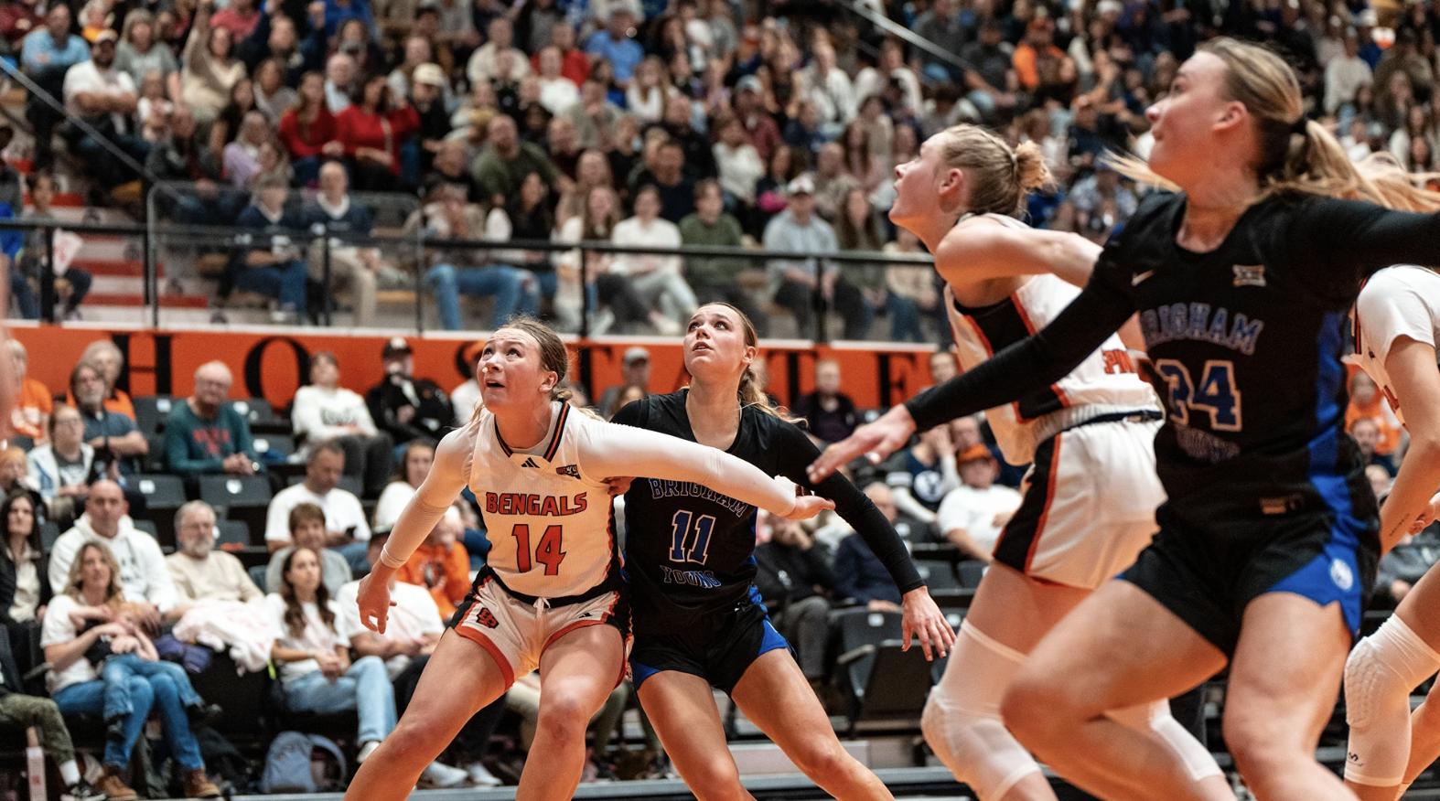 Gibb's 22 helps BYU women pull past Idaho State for 4-0 start