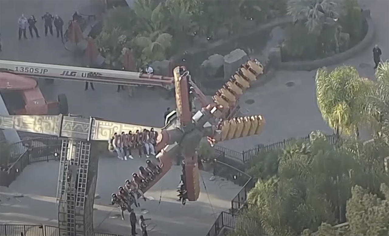 Riders stuck in midair for over 2 hours on Knott's Berry Farm ride