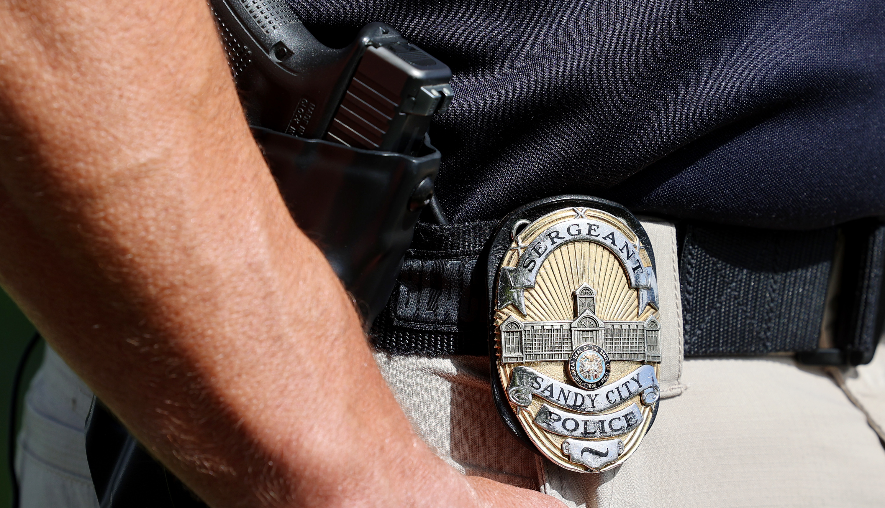 Many Utah law enforcement agencies are choosing to encrypt their radio channels