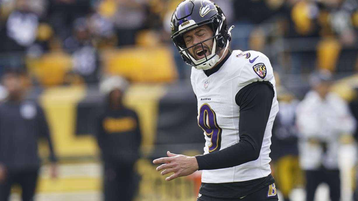 Baltimore Ravens kicker Justin Tucker reacts after missing a second field goal attempt against the Pittsburgh Steelers during the first half of an NFL football game, Sunday, Nov. 17, 2024, in Pittsburgh.