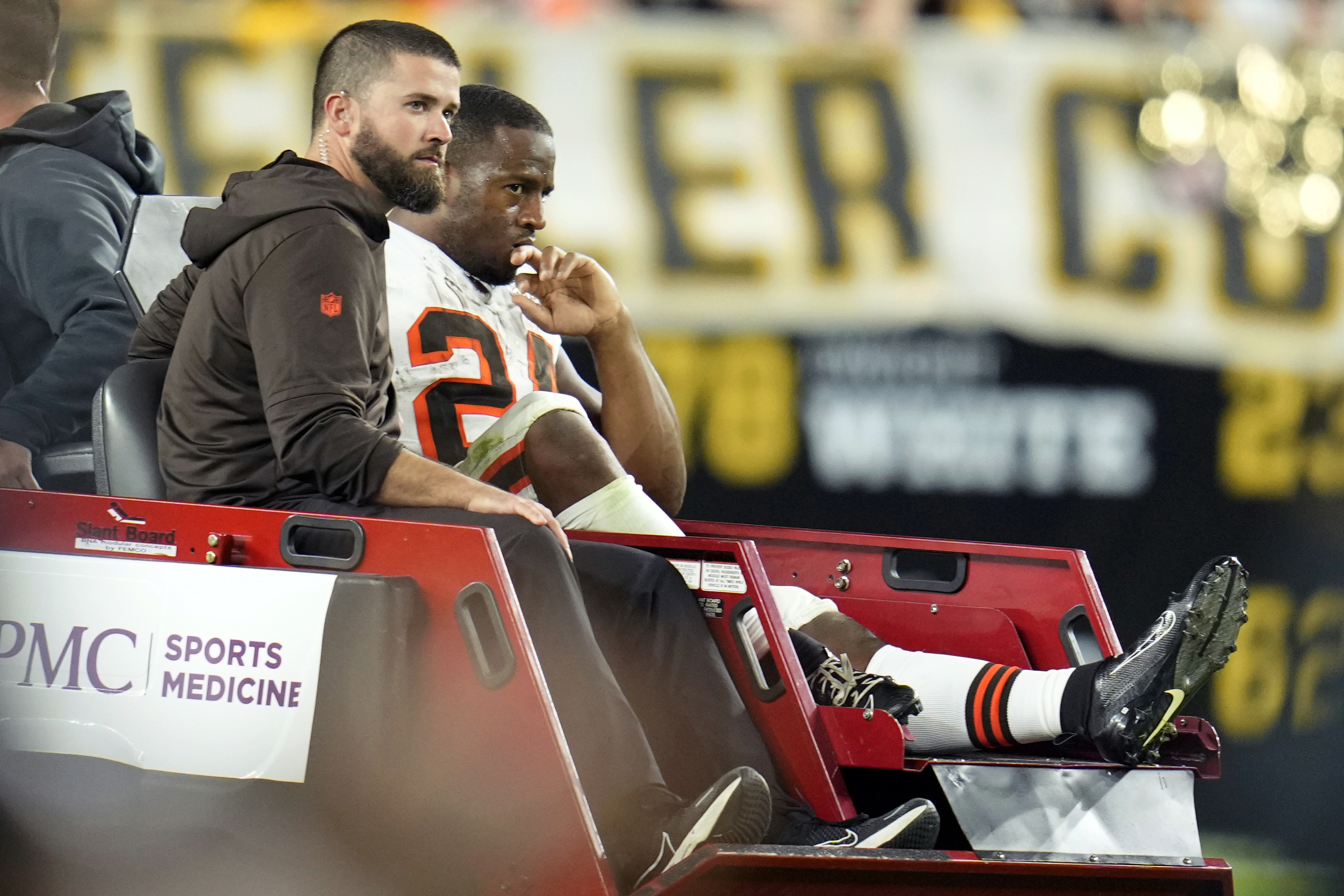 Browns' Chubb facing Steelers for first time since suffering career-threatening knee injury in 2023