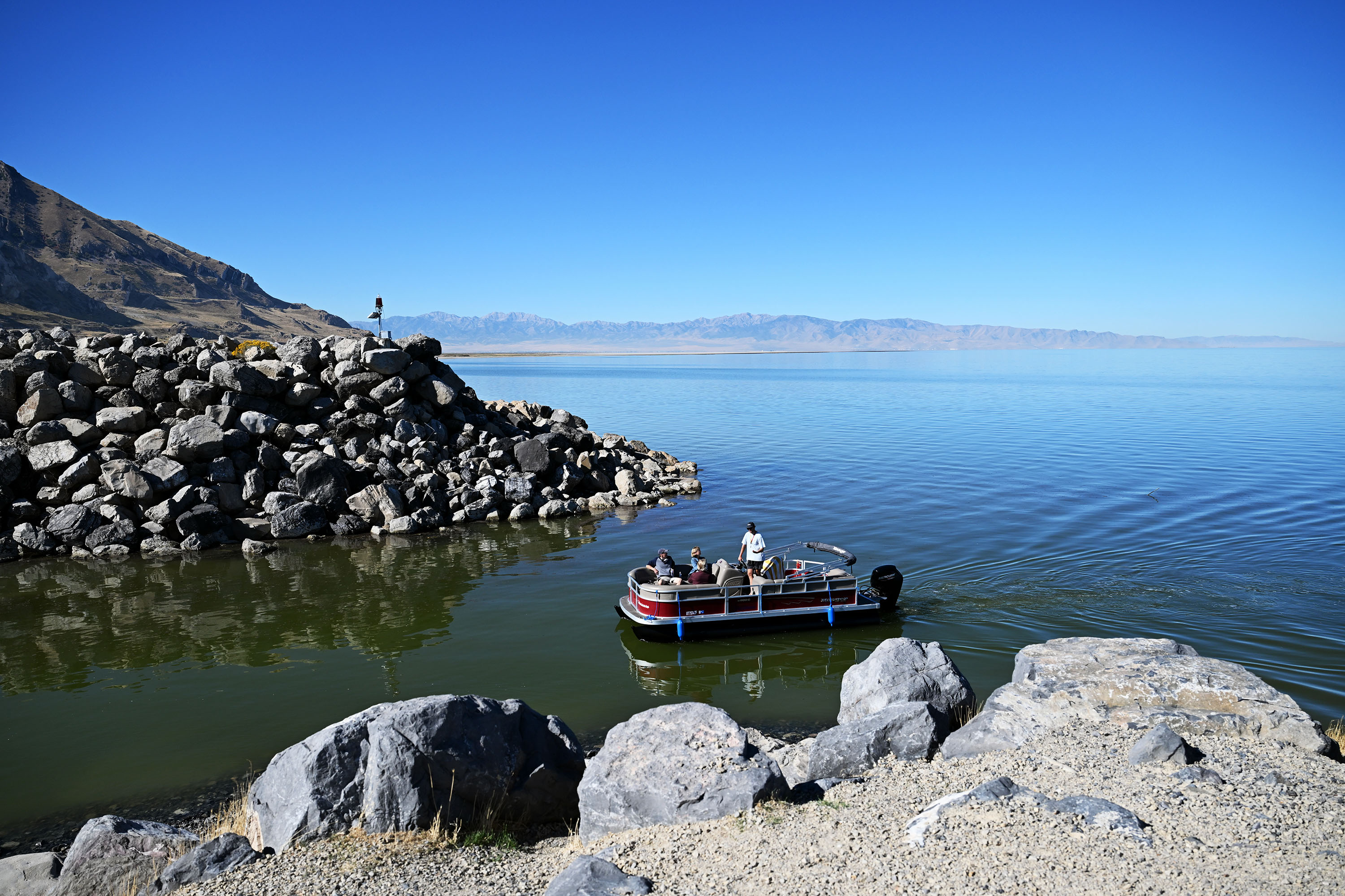 Great Salt Lake falls to a familiar level, but will a 'precipitous' history repeat itself?