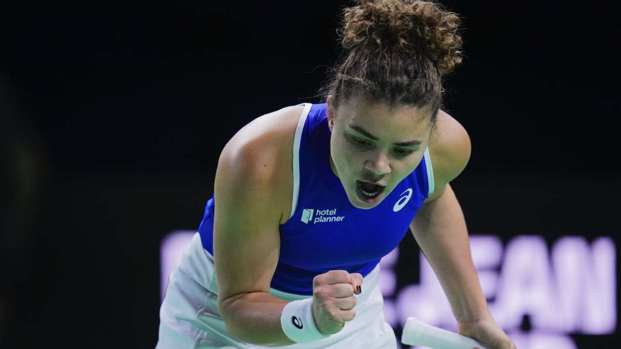 Italy's Jasmine Paolini celebrates during the Billie Jean King Cup final against Slovakia's Rebecca Sramkova at the Martin Carpena Sports Hall in Malaga, southern Spain, on Wednesday, Nov. 20, 2024.