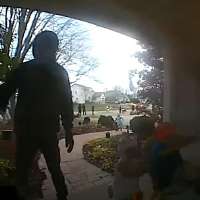 Have You Seen This? Dad leaves kids to fend for themselves