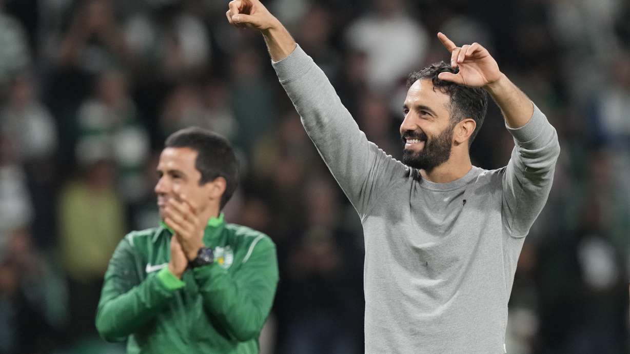 Sporting's head coach Ruben Amorim leaves the pitch after the UEFA Champions League opening phase match between Sporting and Manchester City in Lisbon, Portugal, Tuesday, Nov. 5, 2024.