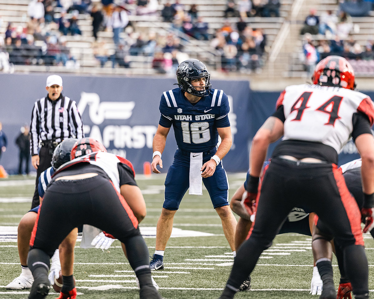 Bryson Barnes accounts for 323 yards, 4 TDs to lead Utah State over San Diego State