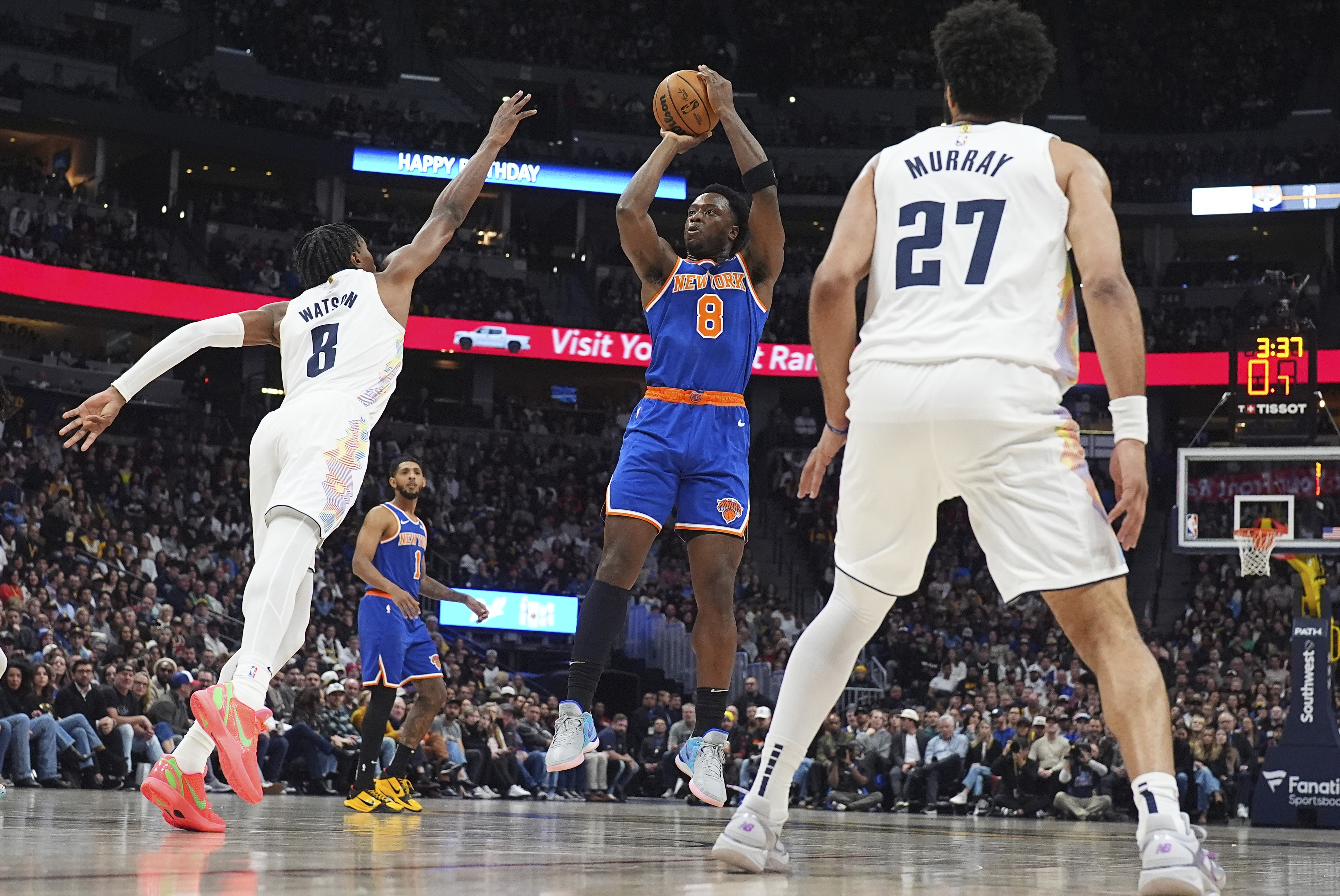 Anunoby scores career-high 40 points, Knicks dish out 45 assists in a 145-118 blowout of Nuggets