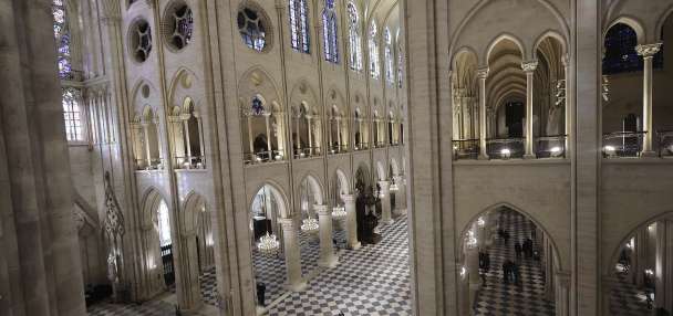 Top Features story anchor