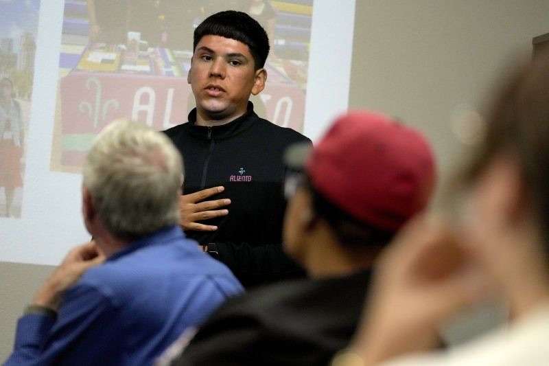 Pedro Gonzalez-Aboyte speaks during a training session at Paradise Valley High School, Nov. 12 in Paradise Valley, Arizona.