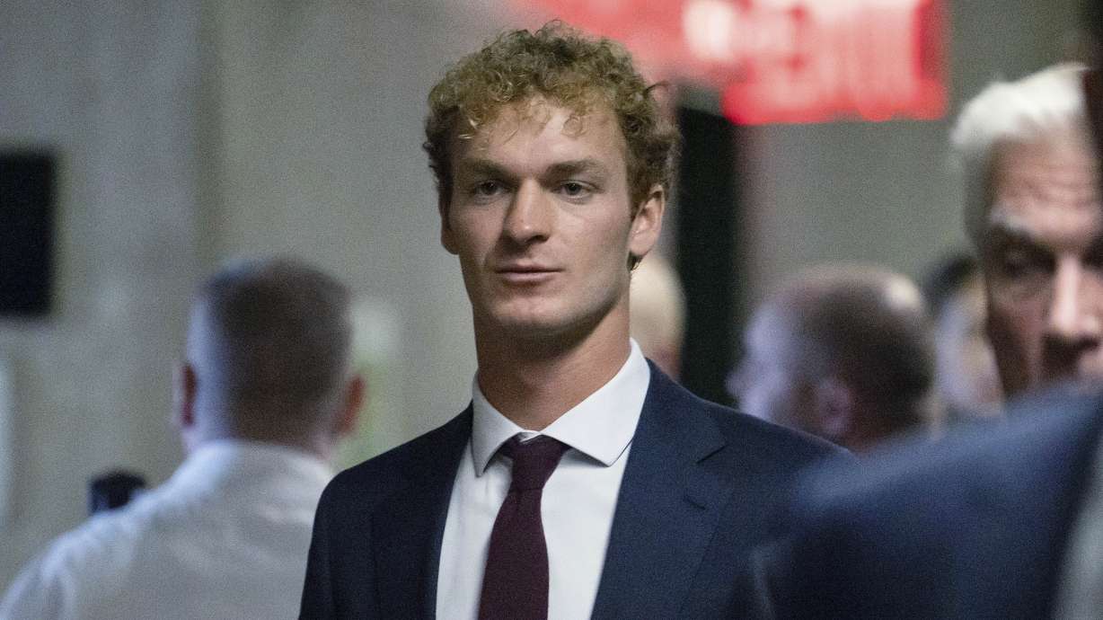 Daniel Penny arrives at court after a lunch break in N.Y. on Monday. Jury deliberations began Tuesday in the trial of a military veteran charged with using a fatal chokehold to subdue a man on a New York subway train.