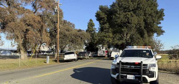 Gunman may have targeted California religious school in shooting that wounded 2 kindergartners